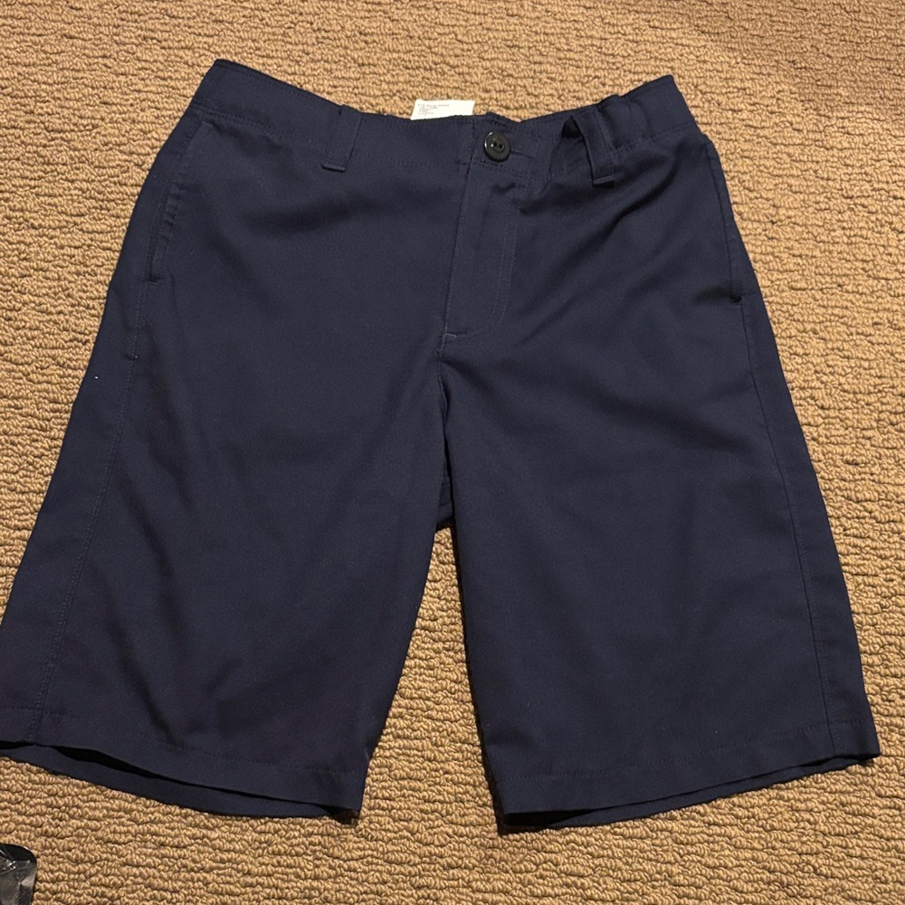 Boys youth Under Armour golf shorts